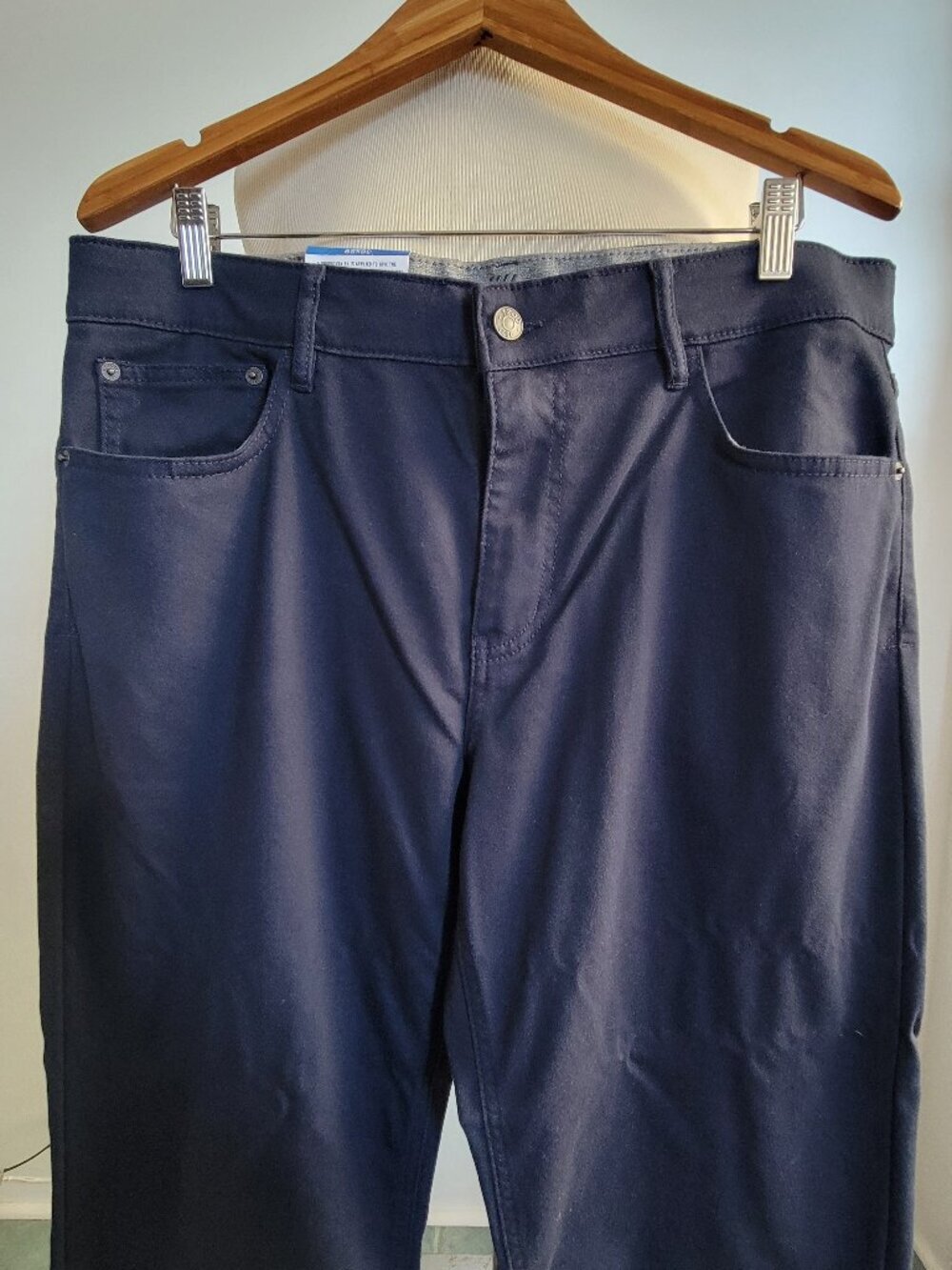 IZOD Men’s Performance Stretch Pants – Dark Navy – 36 x 29 – NWT